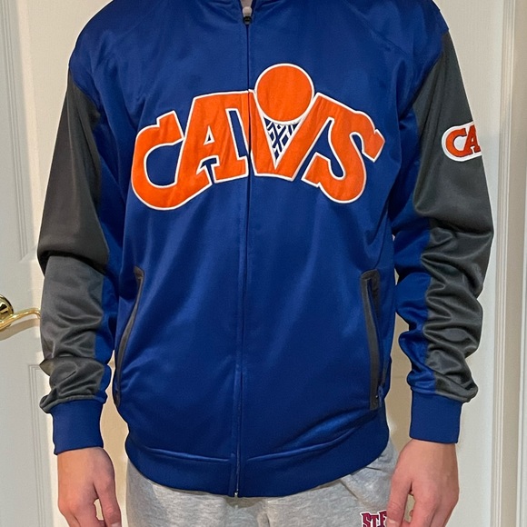 CLEVELAND CAVALIERS Blue Jacket Varsity Style - Picture 3 of 11